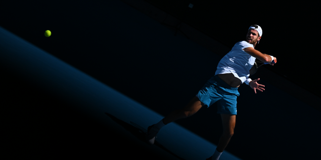 但她也展现 但她也展现