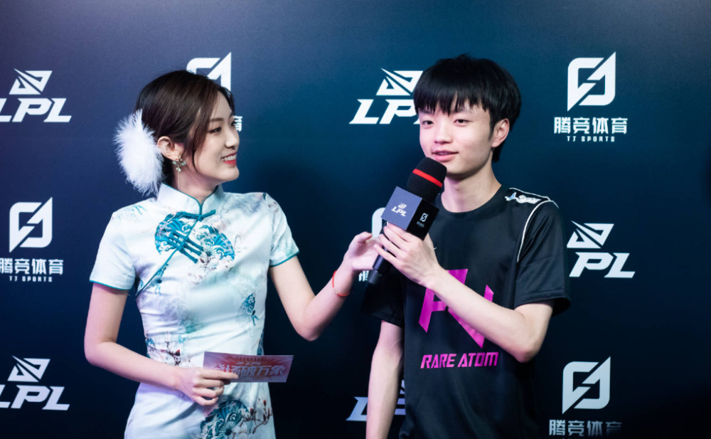 梁小静和葛 梁小静和葛