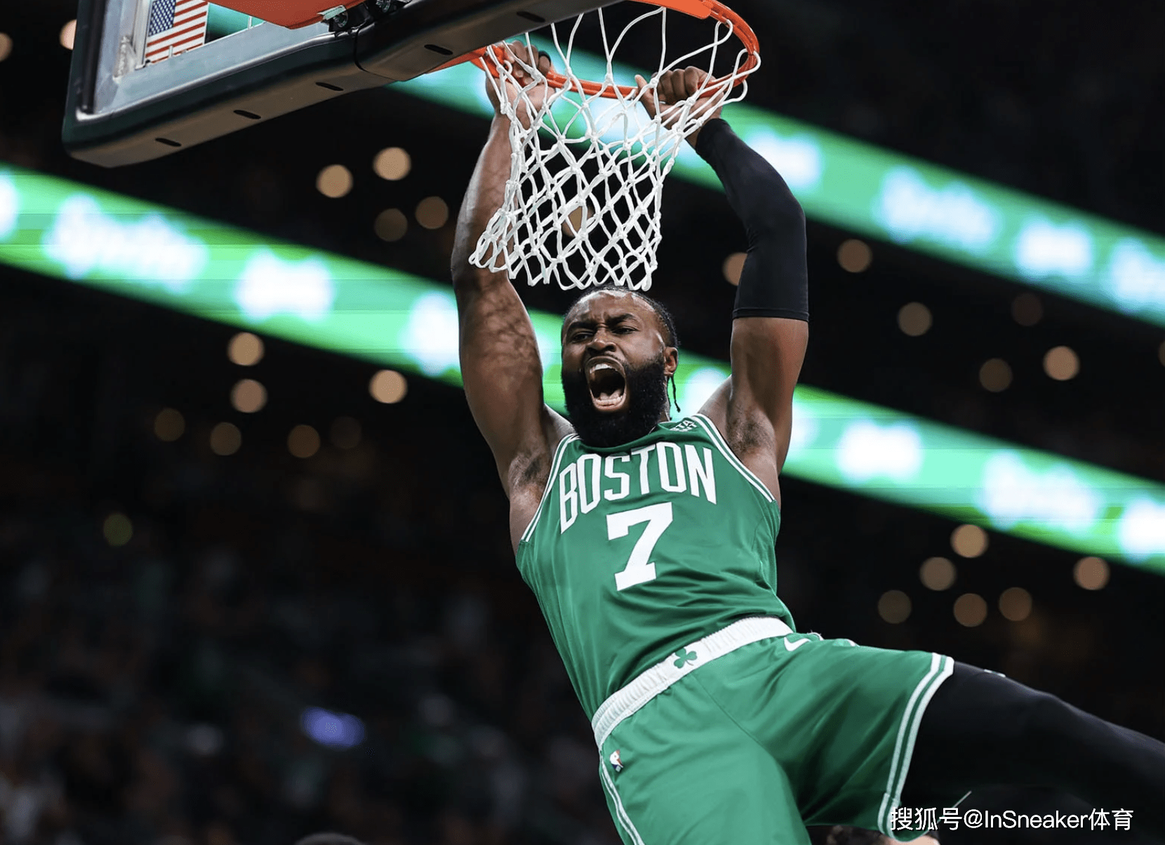 伊朗坚固的 伊朗坚固的